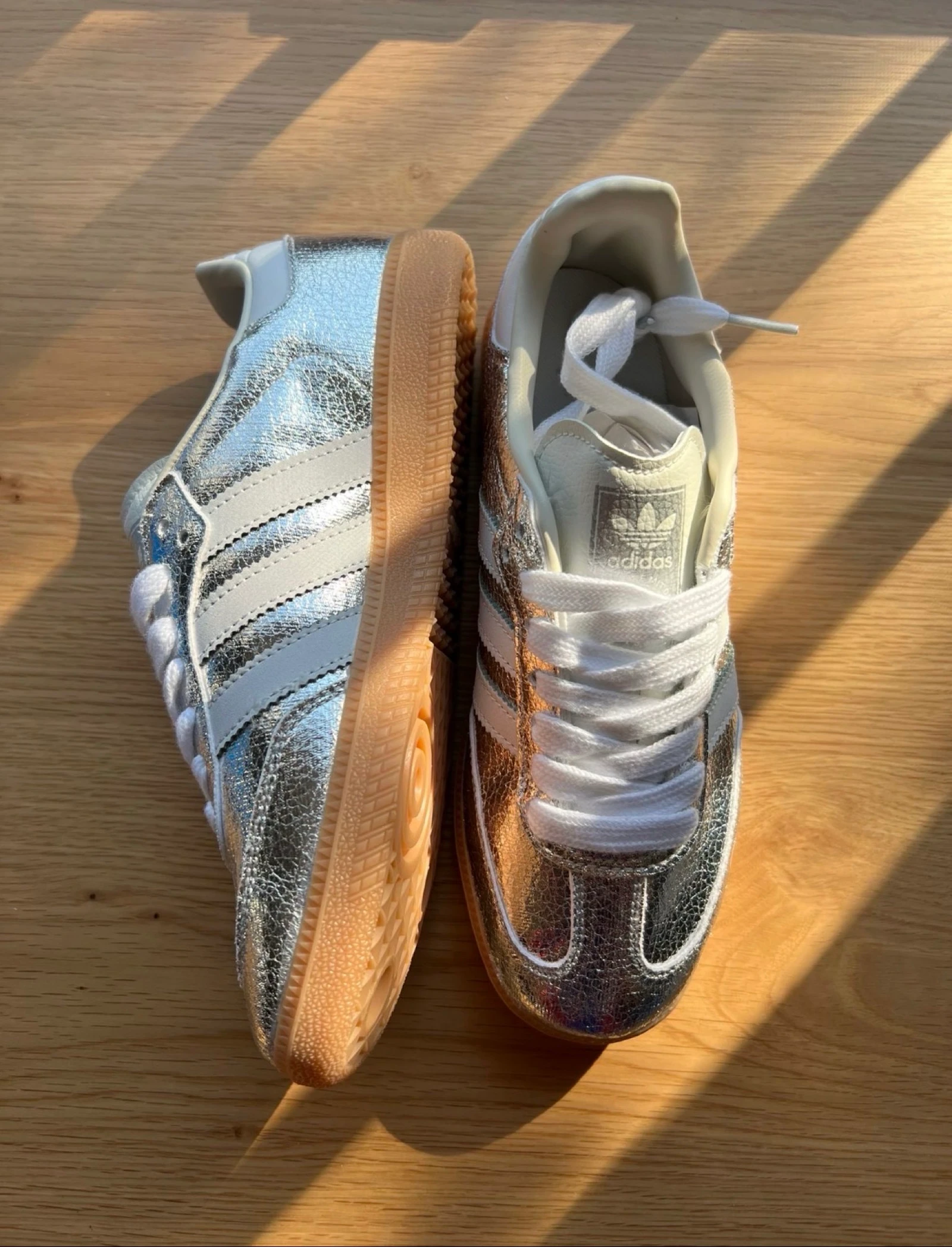 Adidas sneakers – photo 2